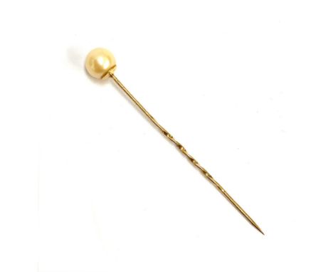 A 9ct gold and pearl stick pin, hallmarked, 1.1g