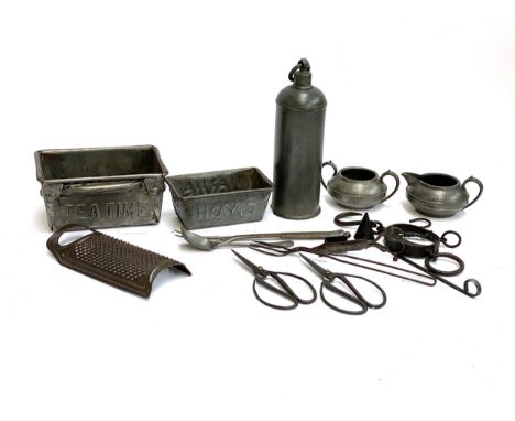 A mixed lot of vintage and vintage style kitchenalia, to include a Hovis bread tin and one other, various pewter and other ut