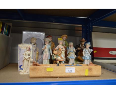 A quantity of various figures to include a Goebel example