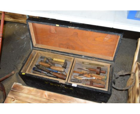 A Carpenter's tool chest and contents