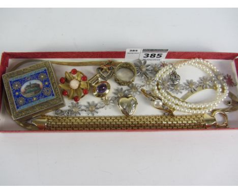 Silver gilt enamel compact stamped 800, Ylang Ylang daisy bracelet and matching pendant, other jewellery stamped 925 etc