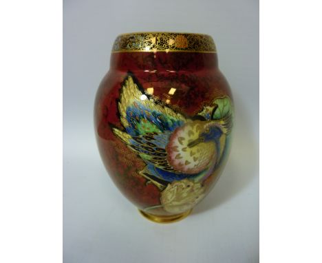 Carltonware 'Crested Bird and Water Lily' vase H15cm