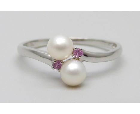 A 9ct white gold, pearl and pink sapphire ring, 1.8g, U