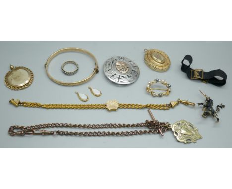 A 9ct gold and silver ring, brooch, locket, Albertina, a bangle, etc.