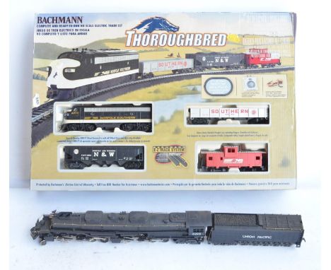 Bachmann HO gauge Thoroughbred electric train set with E-Z Track System, set appears in very good little used condition with 