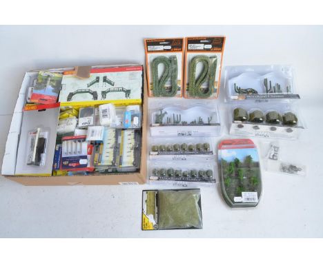 Collection of mostly as new/sealed OO/HO, O and N gauge suitable scenic accessories, various manufacturers to include Hornby,