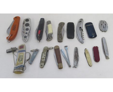Large collection of pocket knives of various styles and eras. Including a G. Ibberson pruning knife, a Franklin Mint 'Battle 