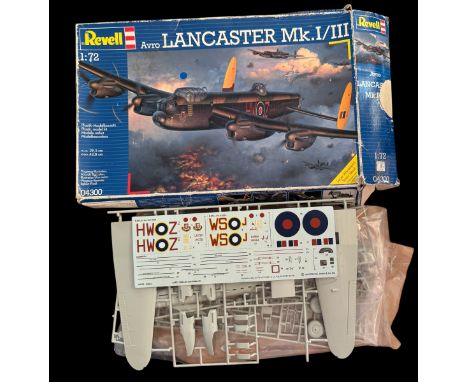 Revell Avro Lancaster MK.I/III model plane scale 1:72, in orignal box. Good condition Est.