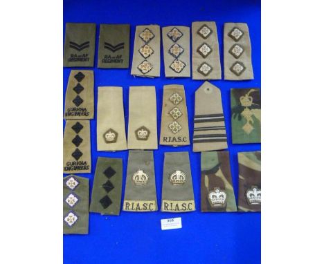 Quantity of Army and RAF Epaulettes 