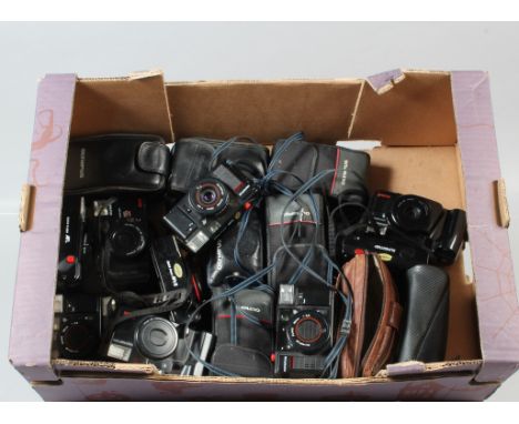 A Tray of Olympus Compact Cameras, models include Quick Flash AFL, Quick Flash AFL-5, AZ-200 Super Zoom, Super Trip, AZ-230 S