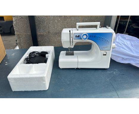 e and r classic sewing machine, working order with box and instructions 