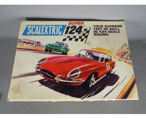 Scalextric - Super 124 Set with Jaguar E Type and Alfa Romeo GT # Set 200. Rare large scale 3 rail track set from the late 19