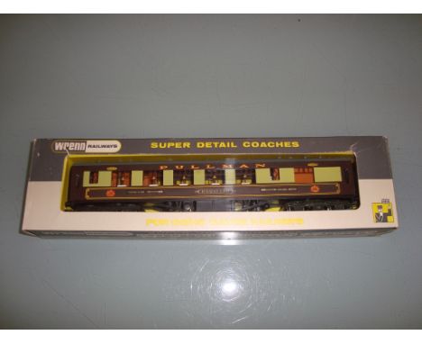 OO GAUGE - A Wrenn W6012 Golden Arrow Pullman coach 'Rosalind' - VG / G box