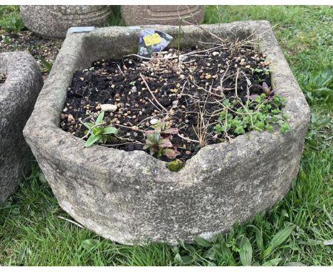 Bow front stone trough - Approx size: W: 46cm D: 46cm H: 24cm 