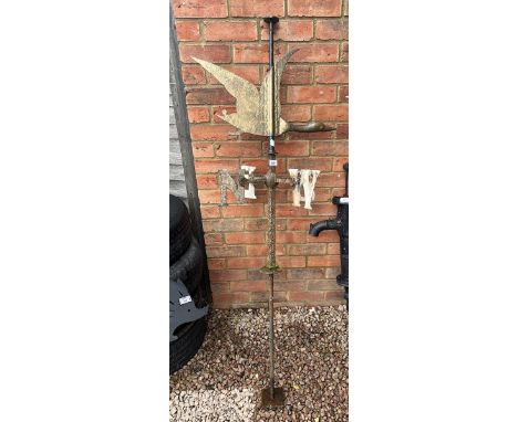 Golden goose weather vane - Approx height: 165cm