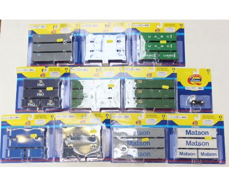 Athearn: A collection of ten carded 3-Packs and 4-Packs of HO Scale Containers, to comprise: ATH27947; ATH29171; ATH27942; 29