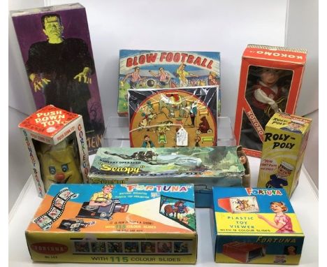 Collectables: A collection of assorted curios to include: Eagle Design-A-Plane construction set, Aurora Frankenstein kit, sea