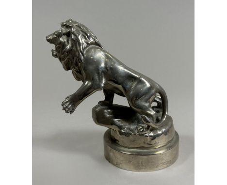 Maurice Roger Marx (französisch, geb. 1872), Peugeot-Kühlerfigur, Lion Rugissant, Bronze, Frankreich, um 1920, Künstlersignat