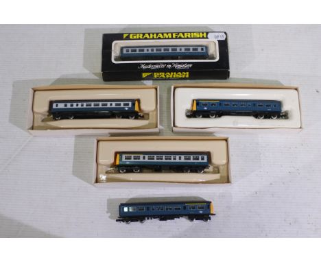 Graham Farish - N Gauge - A Class 101 power car and dummy car in BR blue and grey, a class 101 bogie coach in blue and grey #