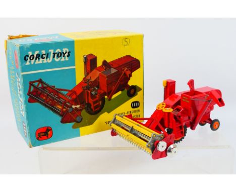 Corgi - An original Corgi 1111 Massey-Ferguson 780 Combine Harvester. Item appears to be in fair-good condition; There are ma