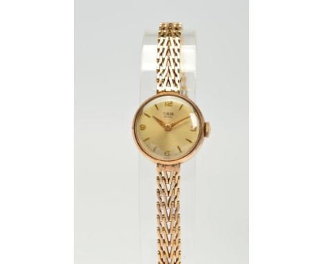 A MID 20TH CENTURY 9CT TUDOR ROYAL LADIES MECHANICAL COCKTAIL WRISTWATCH, Arabic numerals and baton markers on a cream dial, 