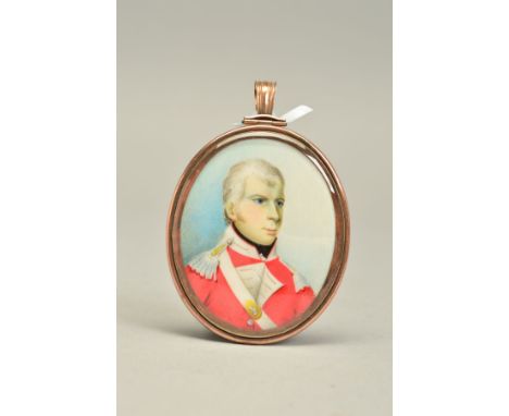 EARLY 19TH CENTURY ENGLISH SCHOOL PORTRAIT MINIATURE OF A MILITARY GENTLEMAN, on ivory, oval, the reverse glazed and containi