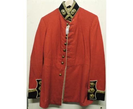 Royal Marines Light Infantry. Red Tunic with black collar and cuffs.   8 buttons on tunic, 6 on cuffs, 2on collar.  (Includes