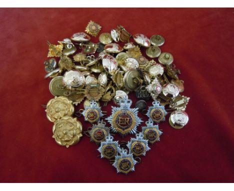 Badges - A large collection of British Army Service Rank  Devices and button collar badges.  K.C. And Q.E.c period, many vint