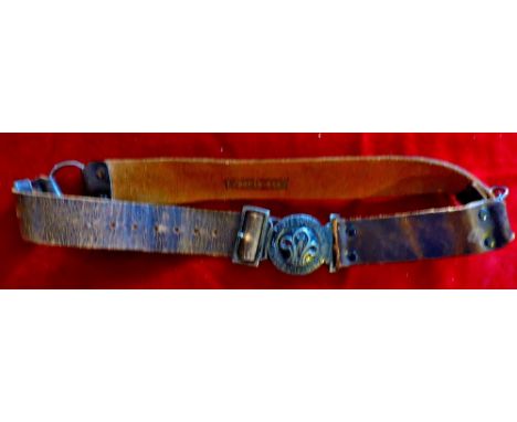 Vintage Boy Scouts Belt.  Brown leather, black 2 piece metal clasp, rings with 'dog clips', at sides.
