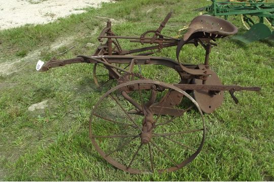 Antique John Deere 267 1- Row Plow , 2 Wheel Horse Drawn