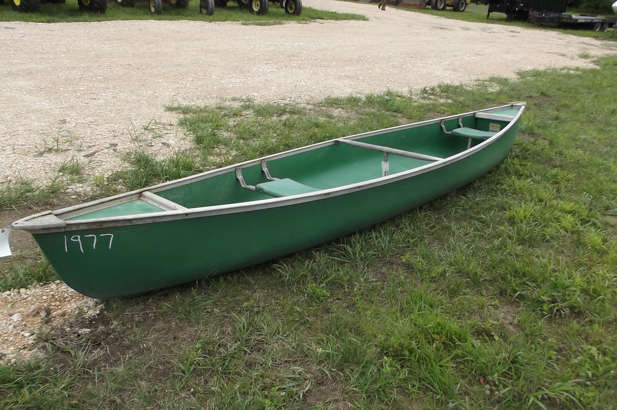 15 Coleman Canoe 2- seater w/manual