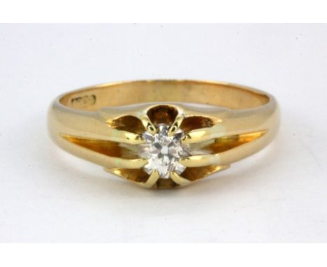 A gentleman's 18ct yellow gold diamond set gypsy ring, (O.5).