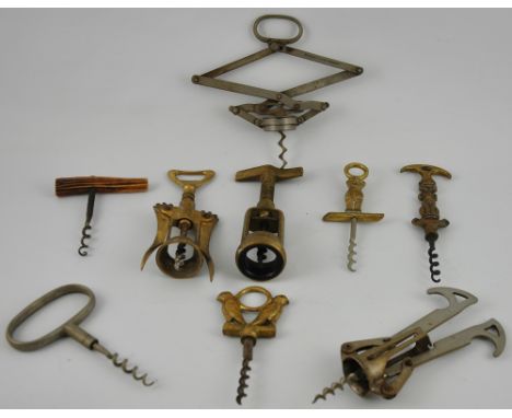 Nine assorted vintage corkscrews (9)