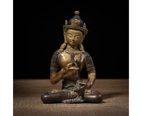 Teilvergoldete Bronze des VajrasattvaNepalH. 17 cmAus einer europäischen Privatsammlung, vor 2007 erworbenBerieben