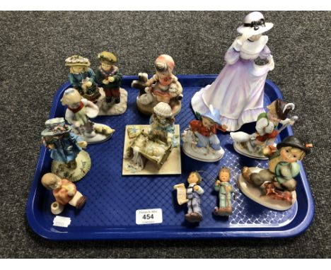 A tray containing assorted ceramic ornaments to include Francesca art, Goebel figures etc