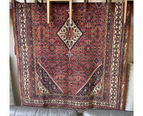 NORTH WEST PERSIAN HAMADAN CARPET 305CMS X 208CMS