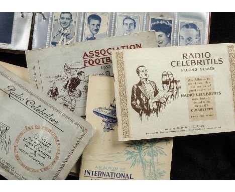 Cigarette Cards, Mixture, a collection of original albums to include Players Uniforms of the Territorial Army, Military Unifo