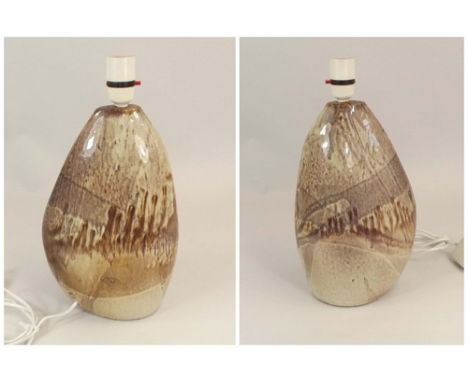 TREMAEN LAMPBASE.
An early Tremaen lamp base moulded from a large sea pebble. Height 30cm. Impressed mark.