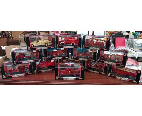 13 Road signature series 1:43 fire engine.