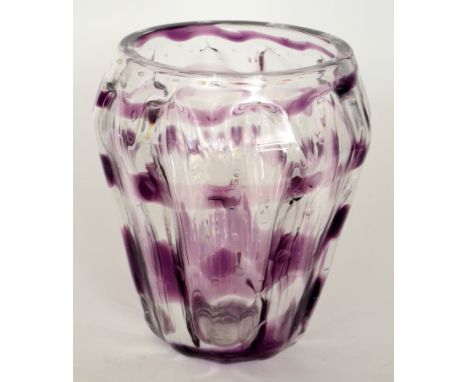 A 1930s Thomas Webb & Sons vase of fluted ovoid form with an internal amethyst spiral over bubble ground, height 20 cm. 
