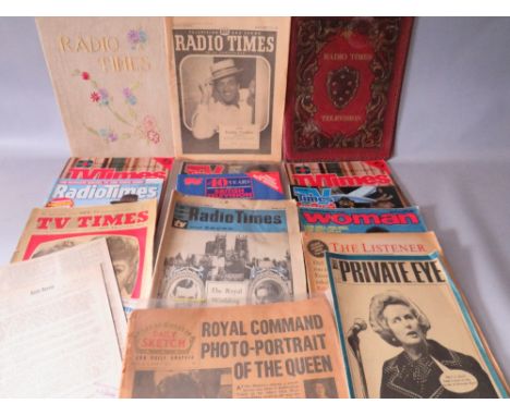 A SMALL SELECTION OF VINTAGE RADIO AND TV TIMES ETC., to include a Welsh edition of Radio Times, together with two vintage Ra