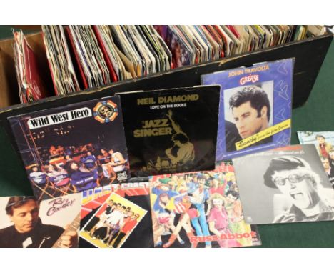 A BOX OF MOSTLY 1970S/1980S ERA 45 RPM 7" SINGLE RECORDS ETC. to include Stevie Wonder, Michael Jackson, The Commodores, The 
