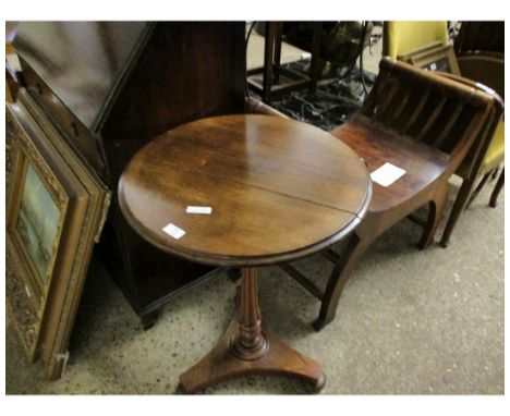 WILLIAM IV MAHOGANY CIRCULAR TOPPED TRIPOD TABLE WITH FLUTED COLUMN ON A SPLAYED BASE RAISED ON BUN FEET 