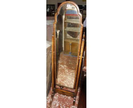 A walnut cheval mirror, circa 1925 £60-90