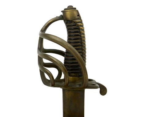 A SCARCE LATE 18TH CENTURY HEAVY CAVALRY OR DRAGOON OFFICER'S SWORD, 91.5cm double fullered blade etched with a small foliate