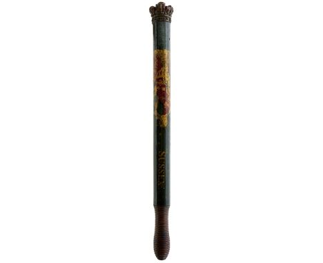 A LARGE ENGLISH PAINTED CROWNED WOOD TRUNCHEON OR STAFF, 1816-1837, SUSSEX, carved crown finial, painted in gilt, red and gre