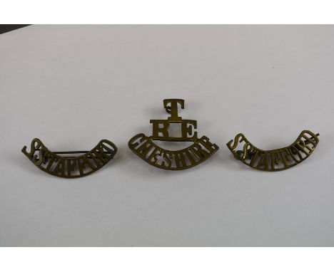 SHOULDER TITLES. Good quality singles in brass, Leicester, Royal Sussex, S. Stafford, N. Stafford, A &amp; S H, Notts and Der
