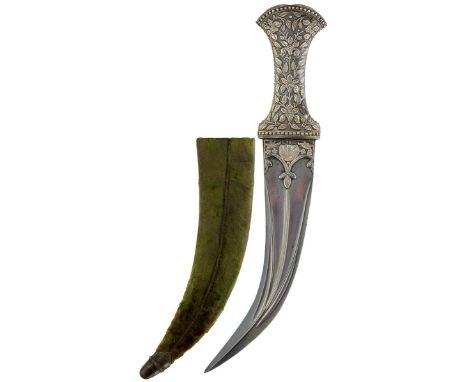 A LATE 18TH OR EARLY 19TH CENTURY NORTH INDIAN JAMBIYA, 23.5cm sharply curved blade with deeply chiselled multi-fullers and a