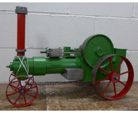 A scratch built live steam engine, 71cm, chimney a/f