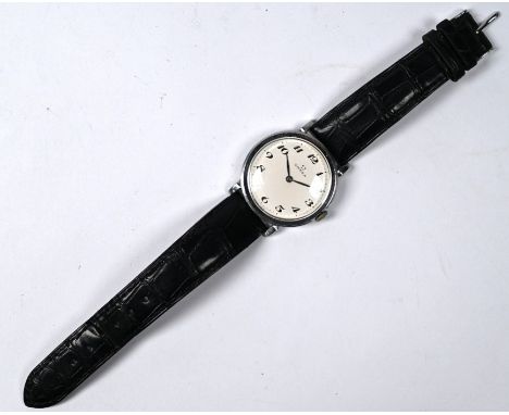 A gentleman's vintage stainless steel Omega wristwatch with 15 jewel movement no.8520205, case no.9179407, 2.8cm cream dial; 